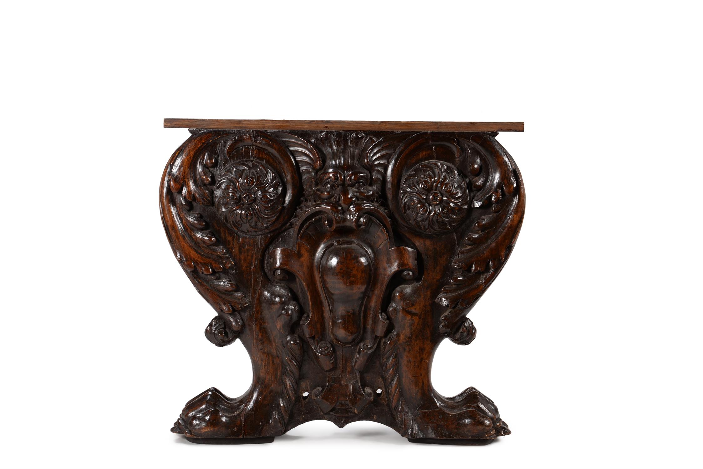 An elm and walnut dining table, of refectory type, in 17th century Italian style - Image 3 of 6