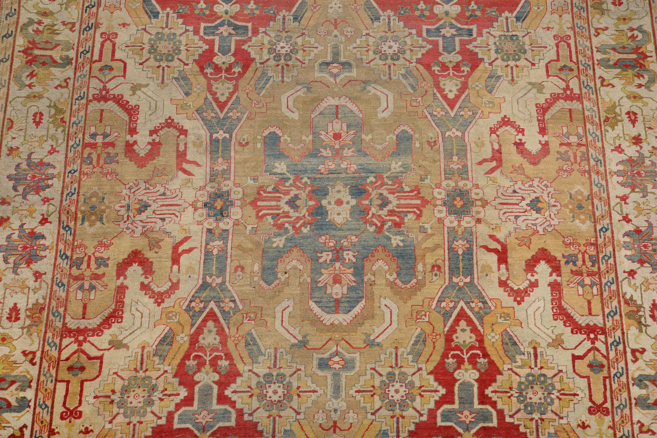 A Persian rug - Image 2 of 3