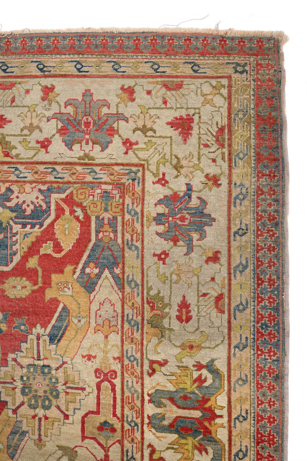 A Persian rug - Image 3 of 3