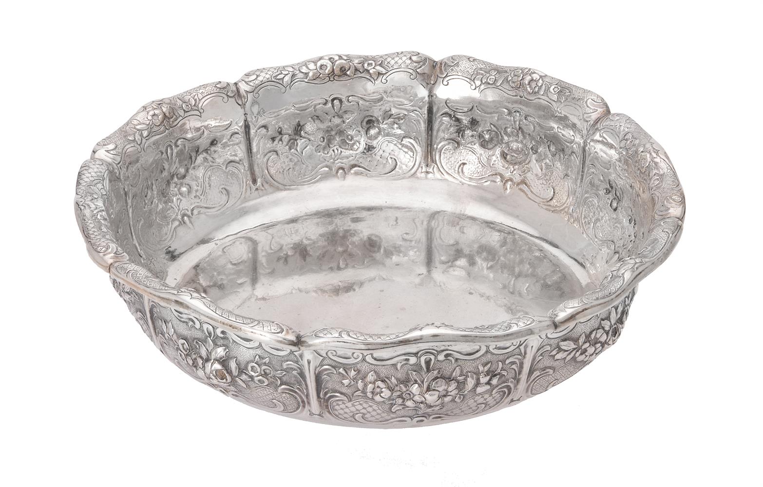 A Victorian silver shaped circular bowl by Robert Hennell III