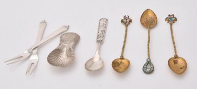 A George III silver caddy spoon by Charles Hougham