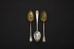 A George IV silver gilt berry spoon by William Welch II