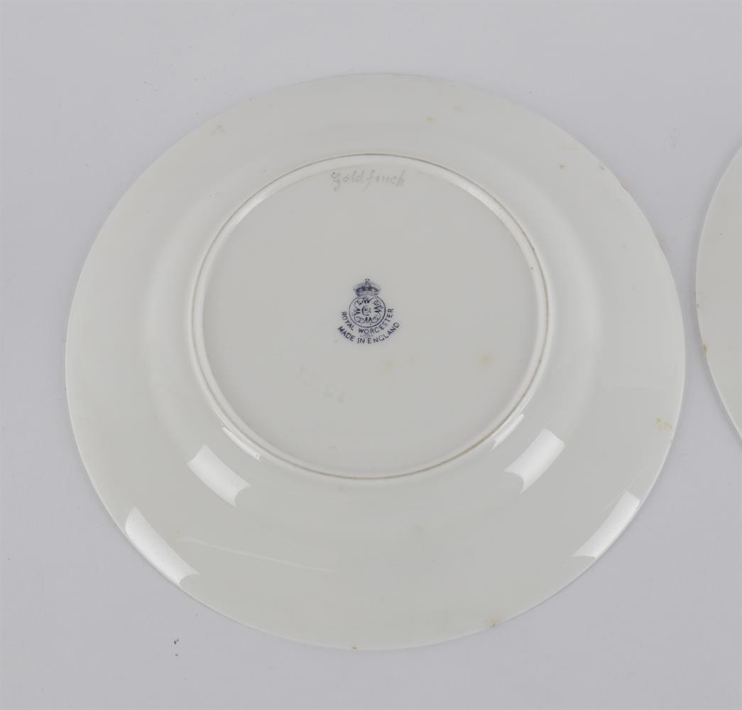 Decorative ware to include William Powell Royal Worcester cup and saucer decorated with goldfinch - Image 3 of 13