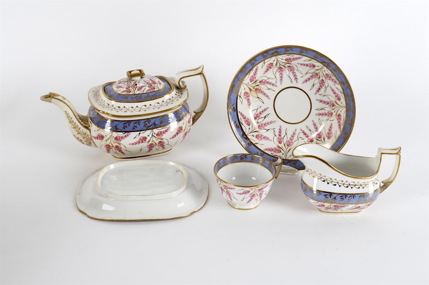 Early 19th century English teaware to include a Chamberlain's Worcester spirally moulded part tea an - Image 6 of 10