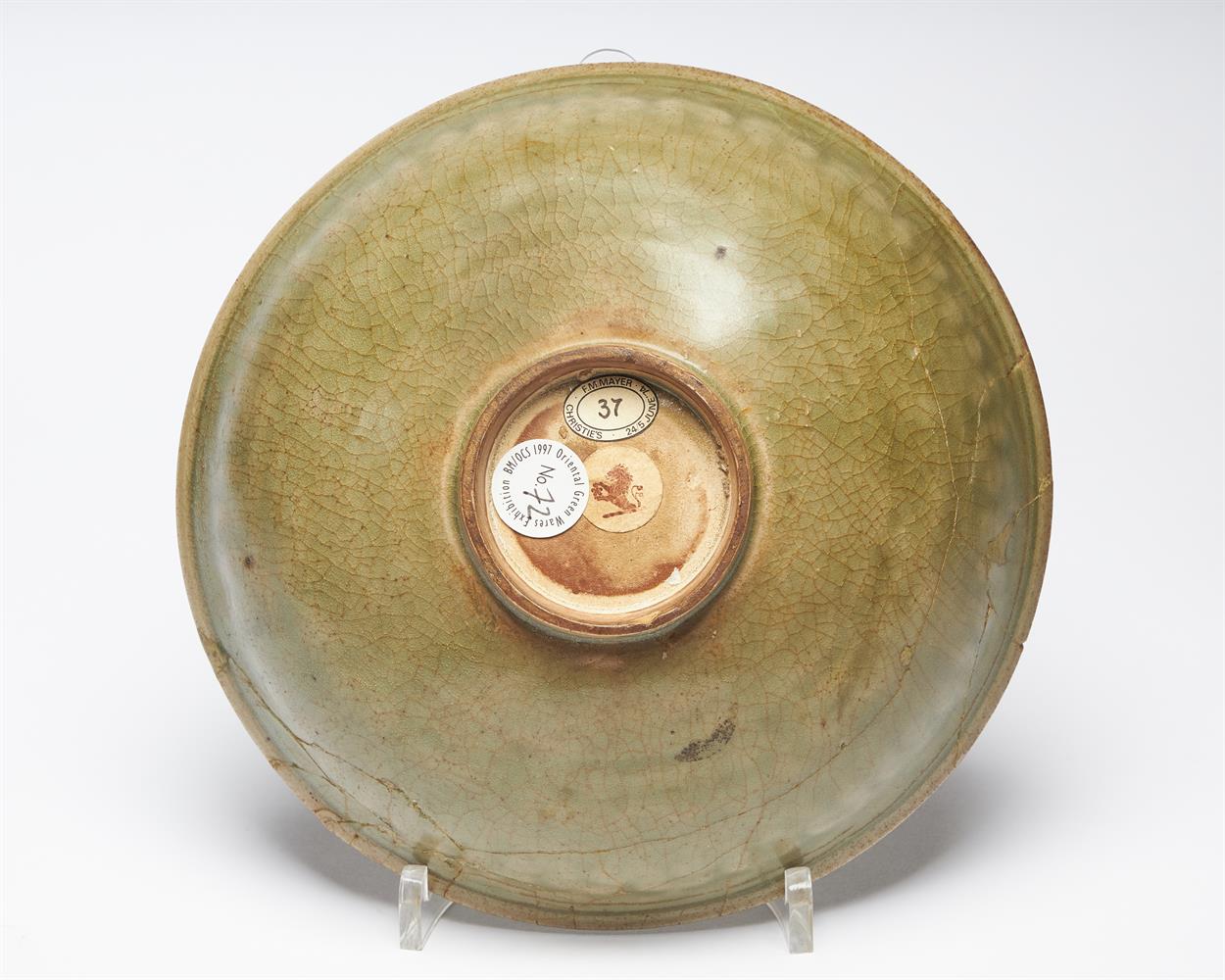 A Chinese Yaozhou celadon bowl - Image 4 of 6