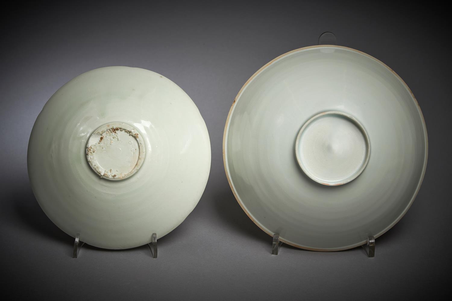 A Chinese white-glazed lobed bowl - Image 4 of 6