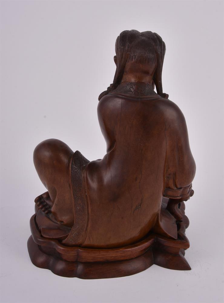 A Chinese stained boxwood figure of Guanyin - Image 3 of 7