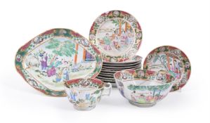 A Chinese Export Famille Rose part dessert service