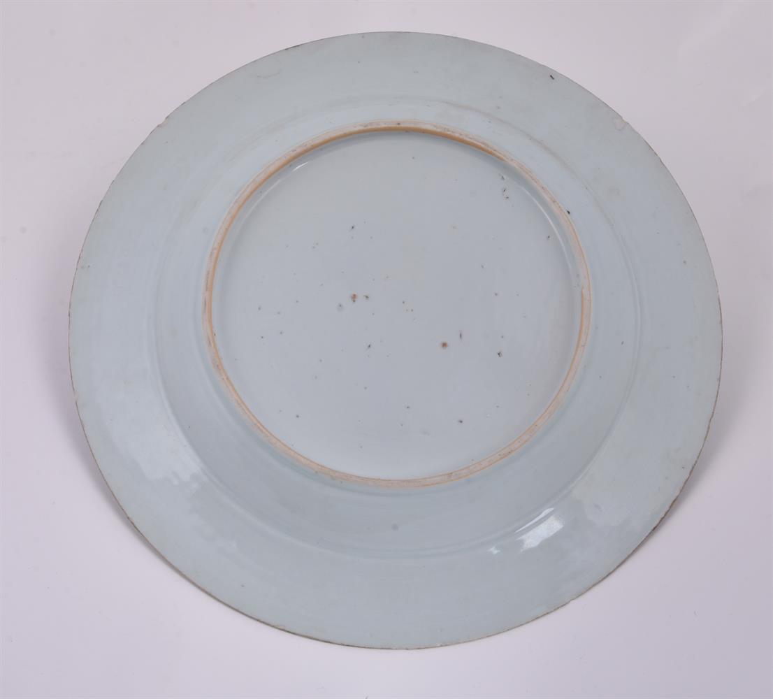 A Chinese blue and white dish - Image 4 of 5