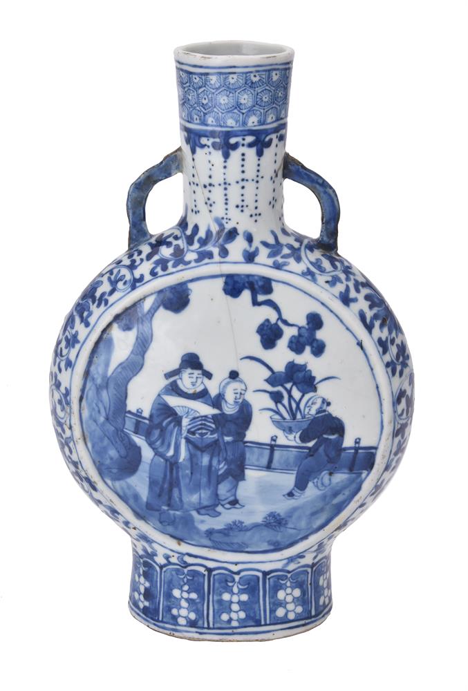 A Chinese blue and white Moonflask