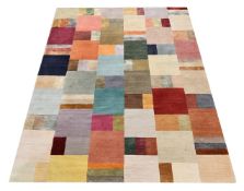 A technicolour rug, Hue pattern