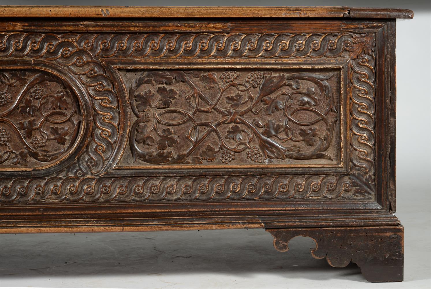 An Italian walnut cassone - Image 4 of 4