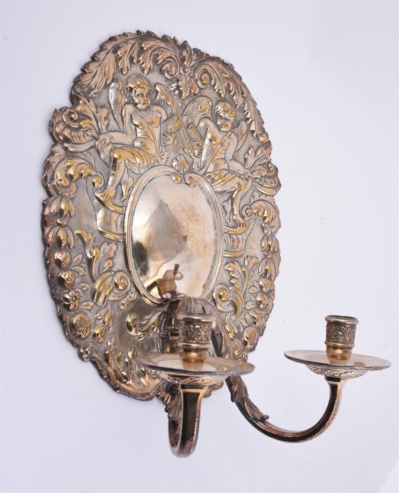 A pair of Dutch style brass wall lights - Image 4 of 4