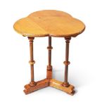 A VICTORIAN STYLE OAK OCCASIONAL TABLE, LATE 20TH CENTURY