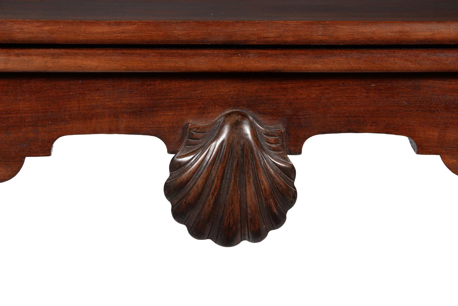 AN IRISH GEORGE II MAHOGANY CARD TABLE, CIRCA 1740 - Image 4 of 5