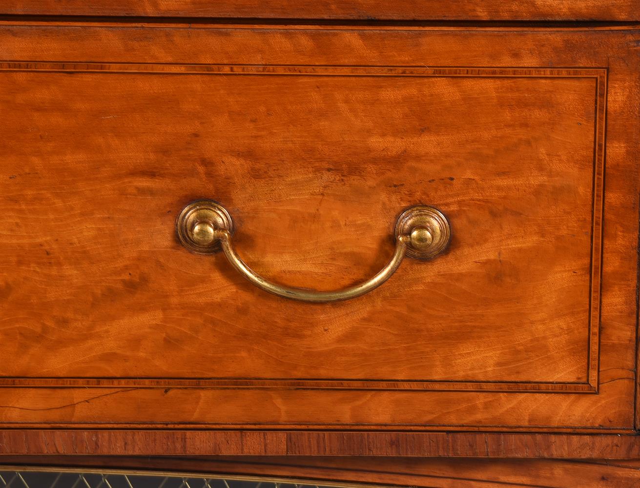 Y A GEORGE III SATINWOOD AND TULIPWOOD BANDED SECRETAIRE BOOKCASE, CIRCA 1790 - Image 4 of 6