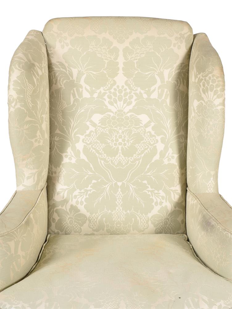 A GEORGE II WALNUT WING ARMCHAIR, CIRCA 1740 - Image 3 of 4