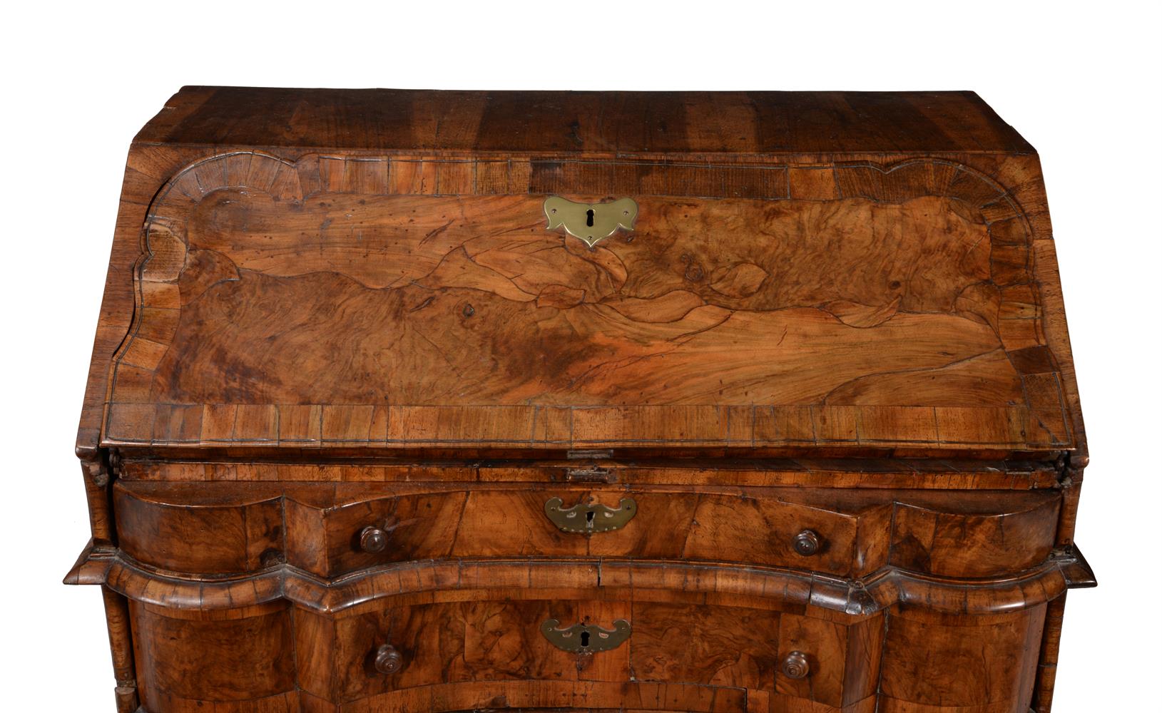 A NEAR PAIR OF SOUTH GERMAN FIGURED WALNUT AND CROSSBANDED BUREAUX, MID 18TH CENTURY - Image 5 of 8