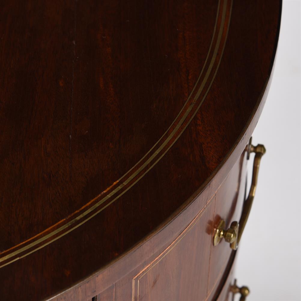 A NORTH EUROPEAN MAHOGANY AND BRASS INLAID DEMI-LUNE COMMODE, EARLY 19TH CENTURY - Image 4 of 5