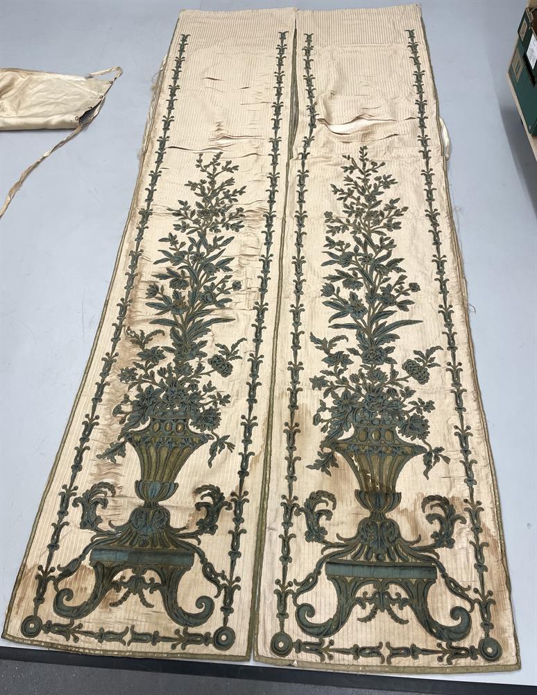 A SUITE OF ITALIAN OR FRENCH SILK BALDAQUIN BED PANELS, 18TH CENTURY AND LATER - Image 23 of 29