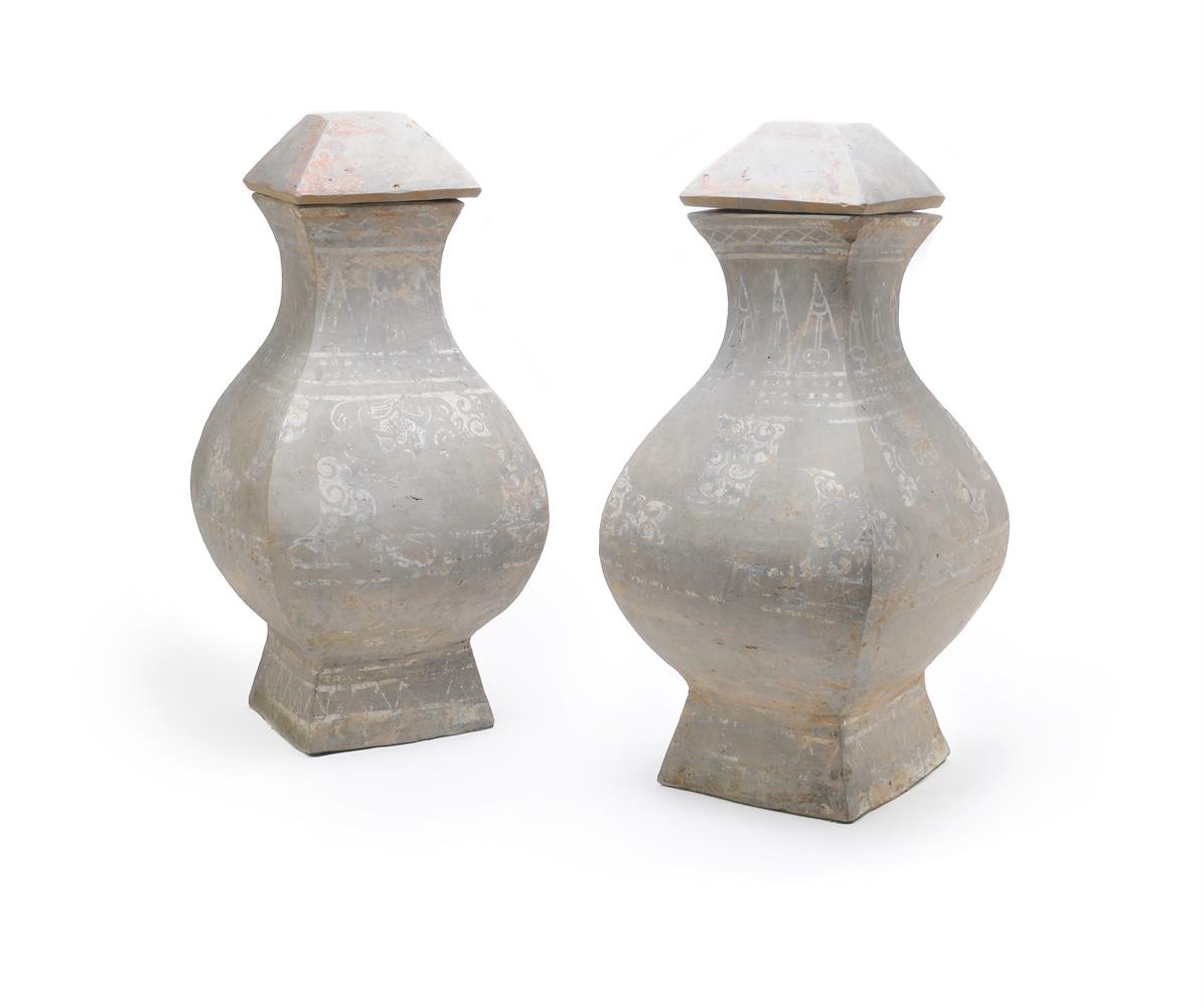 A GOOD LARGE PAIR OF CHINESE POTTERY VASES AND COVERS, HAN DYNASTY - Image 2 of 8