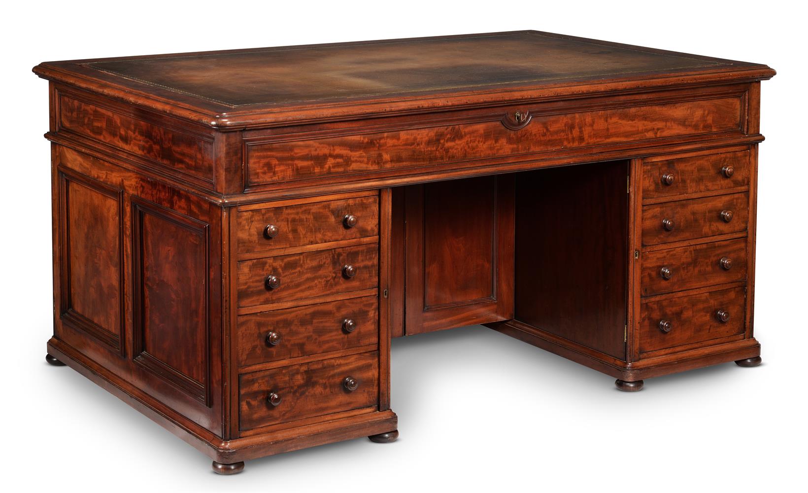 AN EARLY VICTORIAN MAHOGANY PEDESTAL DESK, CIRCA 1850 - Image 3 of 8