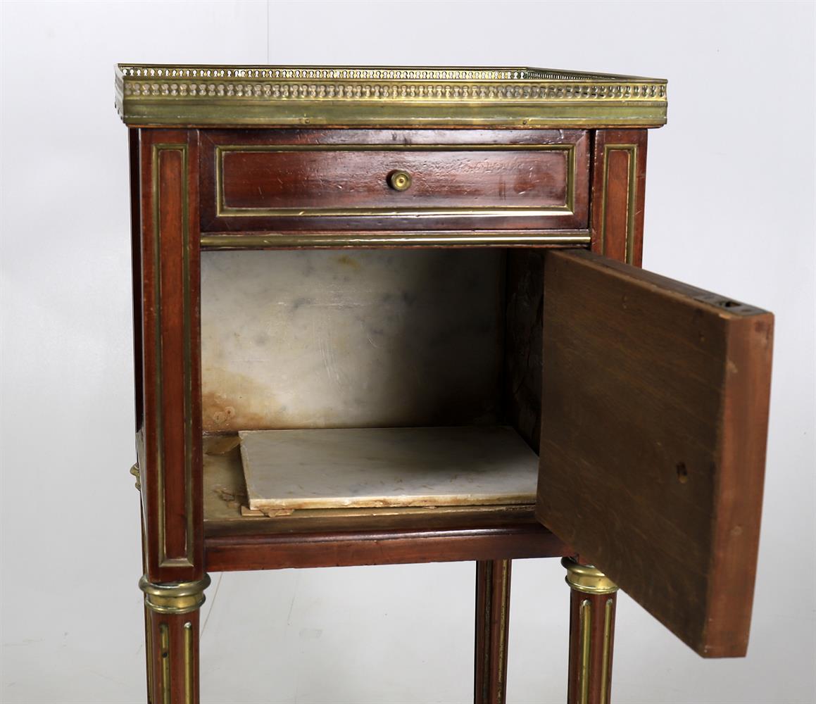 A late 19th century French mahogany and gilt metal mounted marble top bedside table - Image 2 of 6