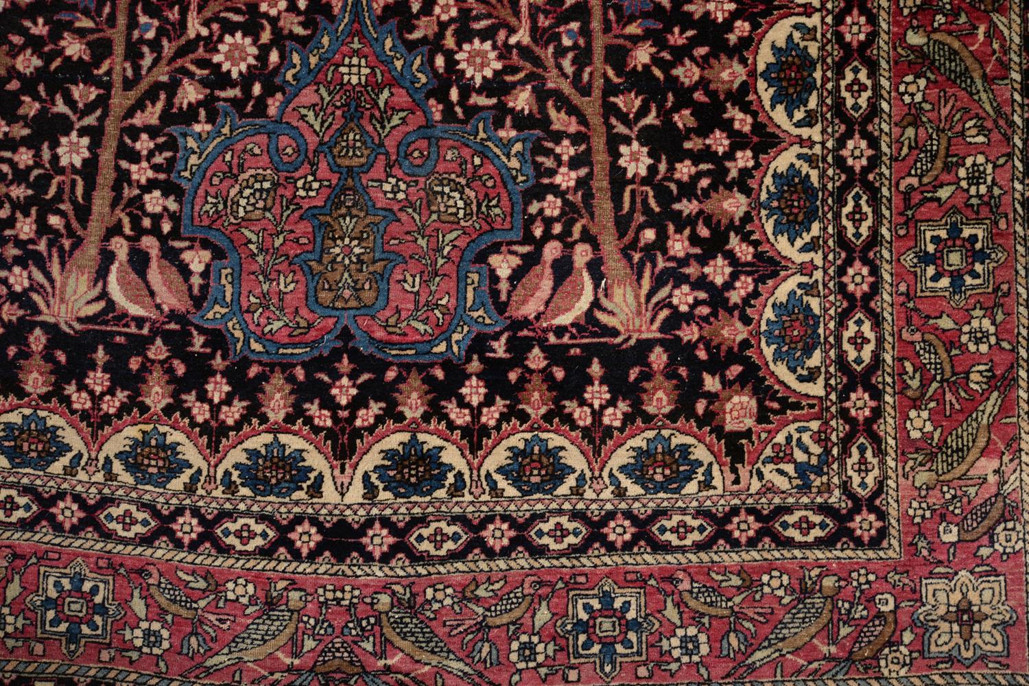 A Persian stylised prayer rug - Image 2 of 9