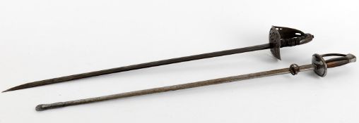 Militaria- a British pipe back officer's sword