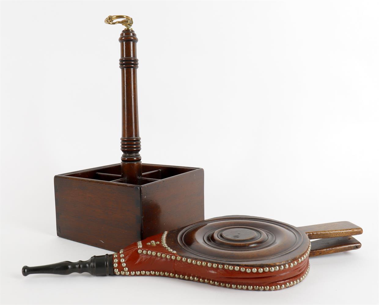 A George III style mahogany 4 bottle wine carrier