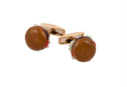 Y A pair of carved hardstone hamburger cufflinks by William & Son
