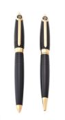 S. T. Dupont, Streamline, a matt black rollerball and ballpoint pen
