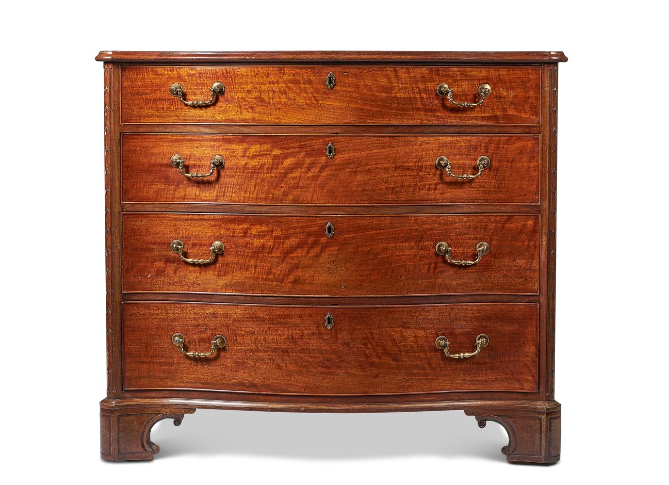 A GEORGE III MAHOGANY SERPENTINE COMMODE, IN THE MANNER OF THOMAS CHIPPENDALE - Image 2 of 11