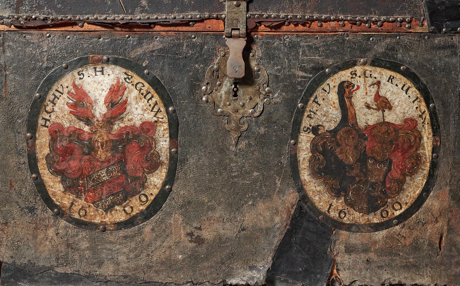 A PAIR OF GERMAN IRON MOUNTED LEATHER CHESTS, LATE 17TH CENTURY - Image 3 of 6