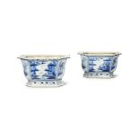 A PAIR OF CHINESE PORCELAIN JARDINIERES, CIRCA 1800