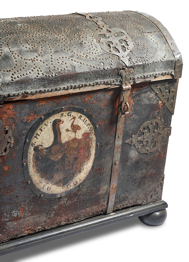 A PAIR OF GERMAN IRON MOUNTED LEATHER CHESTS, LATE 17TH CENTURY - Image 6 of 6