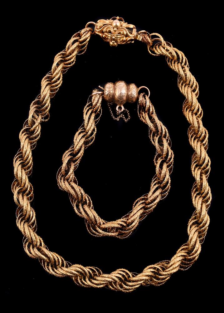 A ropetwist chain necklace and bracelet