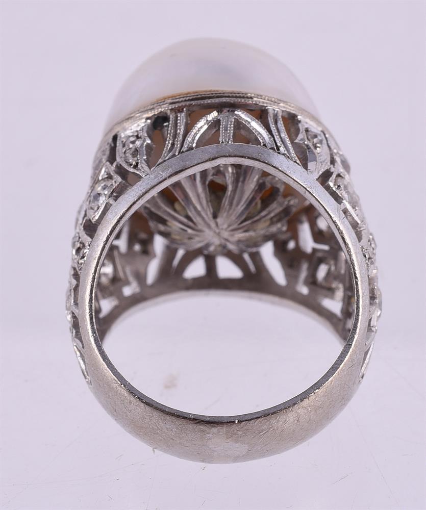 A diamond and mabé pearl dress ring - Image 2 of 2