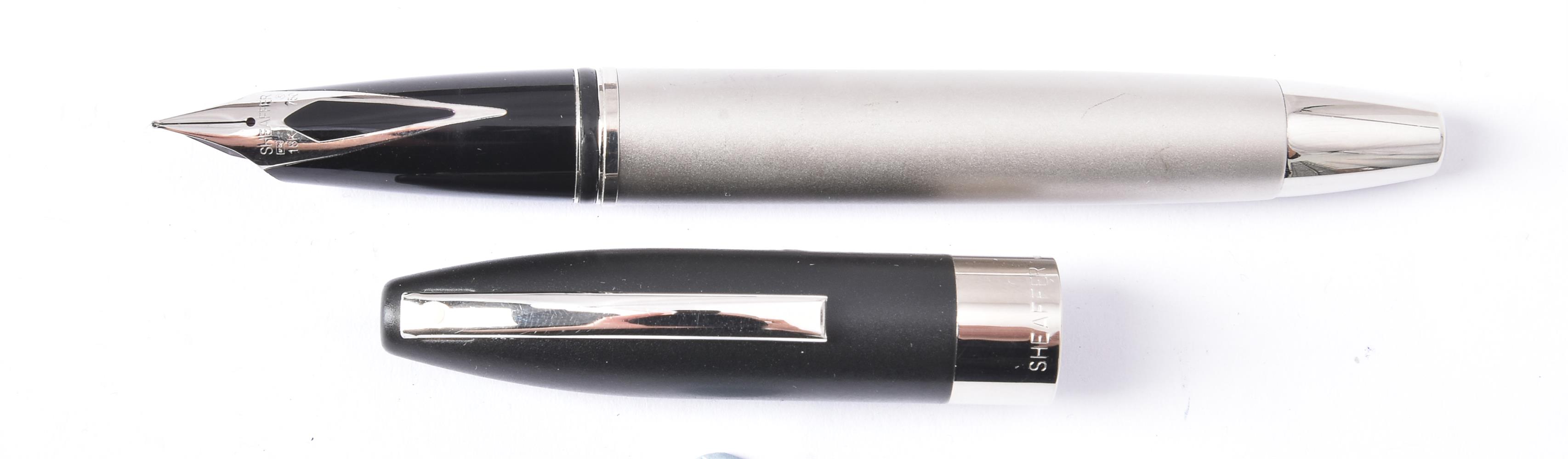 Sheaffer, Legacy 2 Trendsetter, a two tone fountain pen - Image 3 of 4