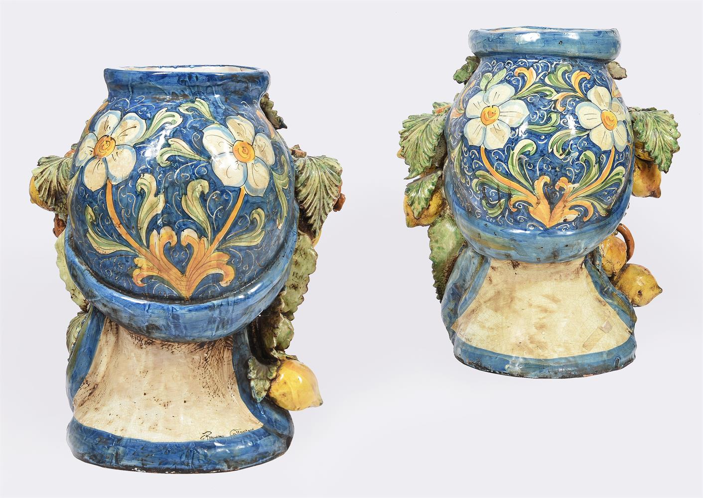 A pair of modern Sicilian Maiolica style figural head jars or planters - Image 6 of 6