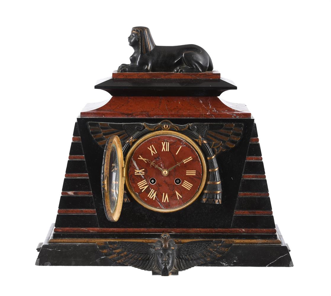 A French Egyptian revival bronze mounted marble mantel clock - Image 4 of 5