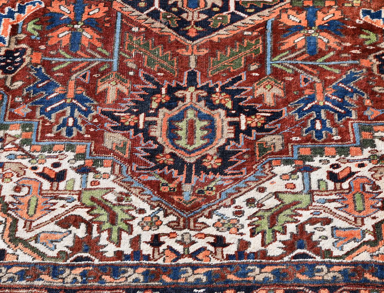 An Heriz carpet - Image 3 of 4