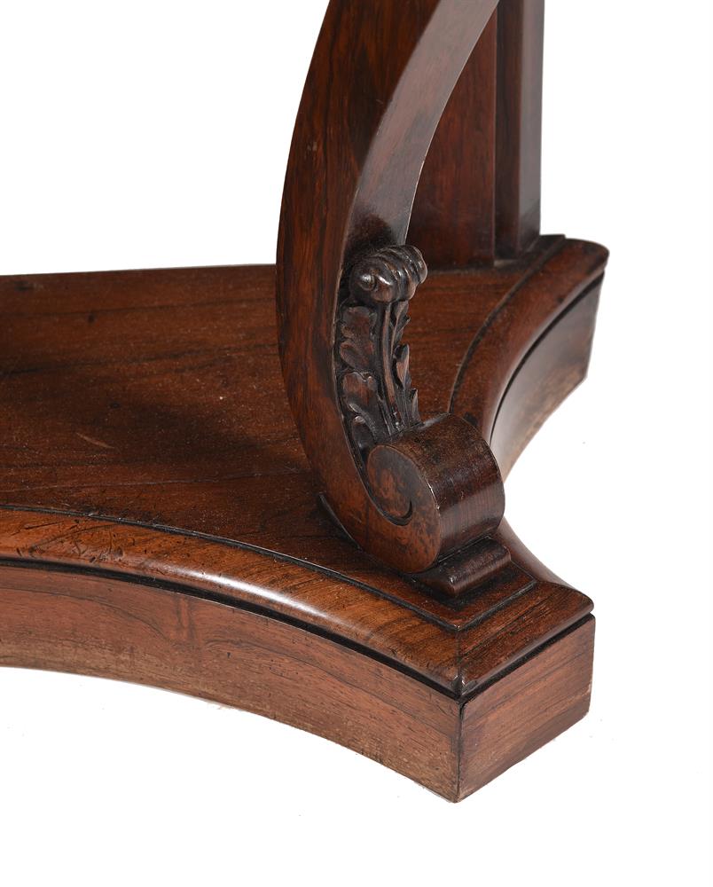 Y A GEORGE IV ROSEWOOD CONSOLE TABLE, TOGETHER WITH A GEORGE IV MAHOGANY AND ROSEWOOD WALL MIRROR - Image 3 of 9