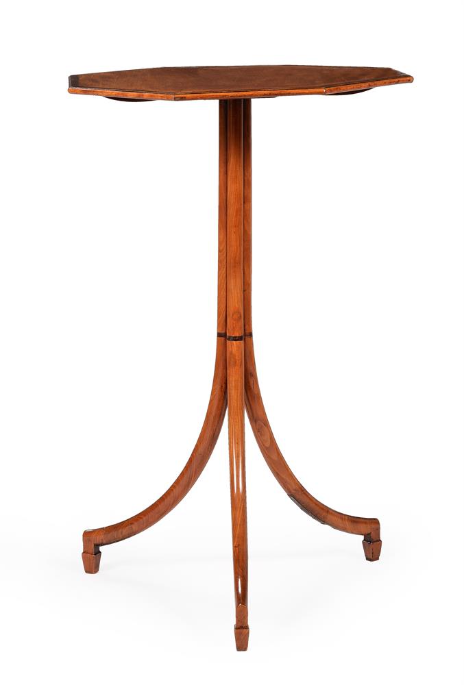 Y A LATE GEORGE III SATINWOOD AND ROSEWOOD BANDED OCTAGONAL TRIPOD TABLE, CIRCA 1810 - Image 3 of 4
