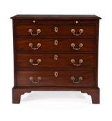 A GEORGE III MAHOGANY BACHELOR'S CHEST OF DRAWERS, CIRCA 1780