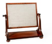 Y A REGENCY MAHOGANY DRESSING MIRROR, CIRCA 1820