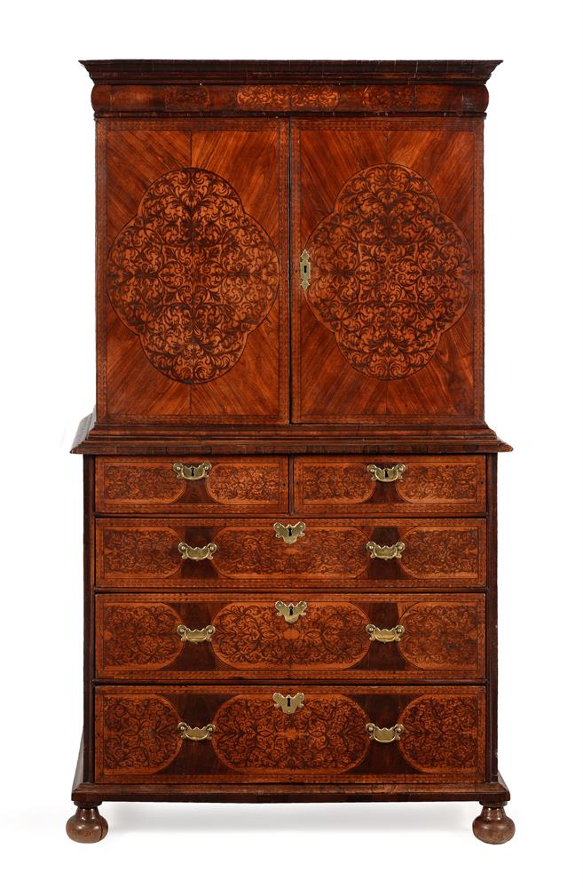 Y A WILLIAM & MARY KINGWOOD, WALNUT AND SEAWEED MARQUETRY CABINET ON CHEST, CIRCA 1690