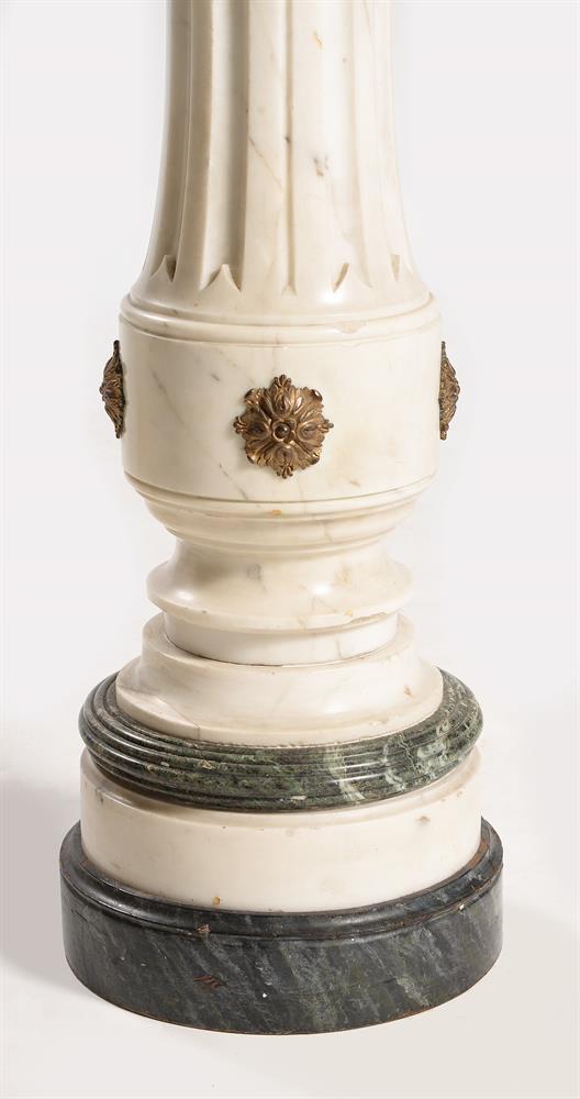 A PAIR OF CONTINENTAL ORMOLU MOUNTED MARBLE PEDESTALS, SECOND HALF 19TH CENTURY - Image 3 of 4