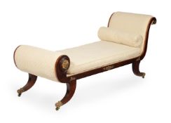 Y A REGENCY MAHOGANY, TULIPWOOD BANDED AND GILT METAL MOUNTED CHAISE LOUNGE, CIRCA 1820