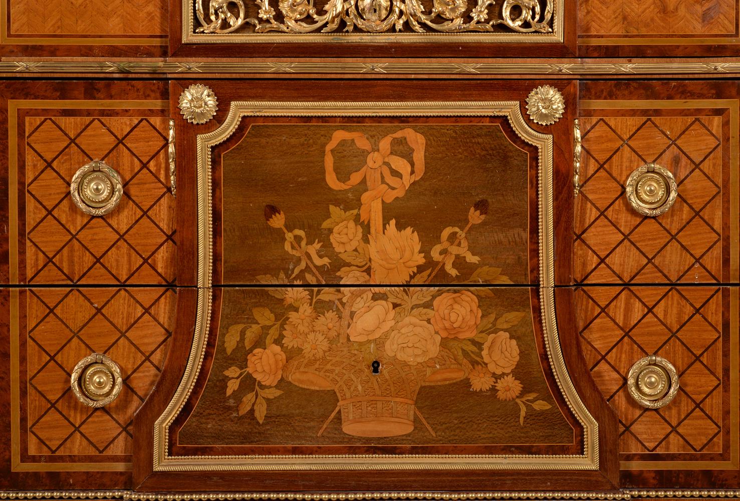 Y A FRENCH MARQUETRY, PARQUETRY AND ORMOLU MOUNTED COMMODE, IN LOUIS XVI STYLE - Image 3 of 8